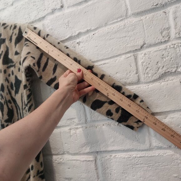 Lambswool Angora Cardigan Sweater Womens Small Brown Tiger Animal Print V Neck, - Picture 8 of 10